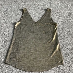 Sleeveless tank